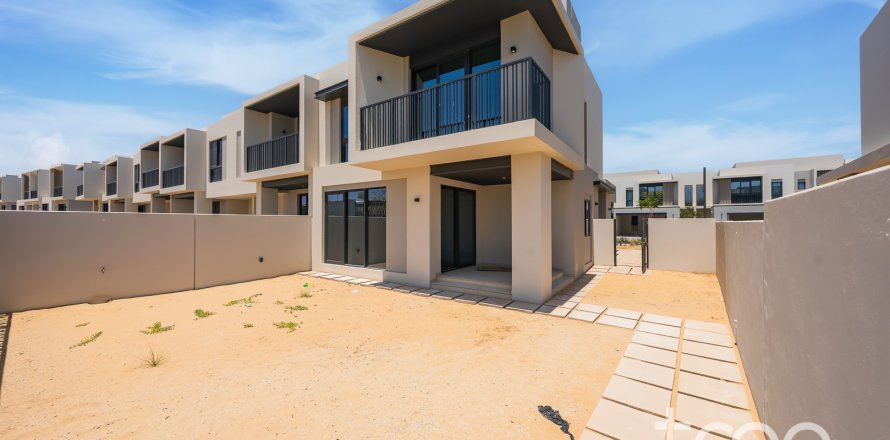 Radhus i Dubai, UAE 4 sovrum, 286.23 kvm Nr. 733154