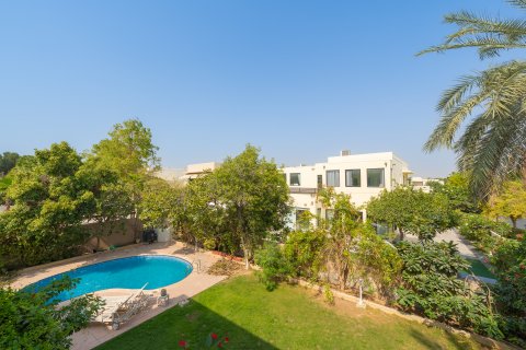 Vila u Arabian Ranches, Dubai, UAE 5 spavaćih soba, 860.56 m2 Br. 750565 - fotografija 16