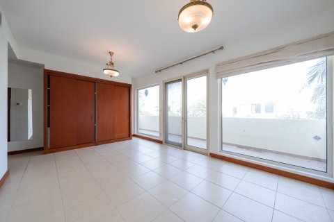 Vila u Arabian Ranches, Dubai, UAE 5 spavaćih soba, 860.56 m2 Br. 750565 - fotografija 15