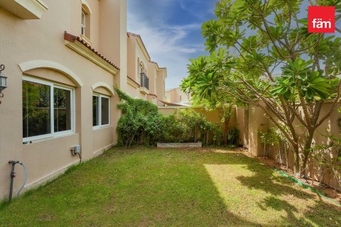 Shtëpi në qytet në Dubai, Emiratet e Bashkuara Arabe 3 dhoma gjumi, 186.3 m2. № 635869 - Foto 11