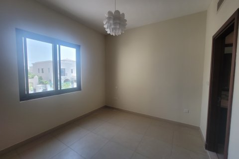 Vila di Arabian Ranches 2, Dubai, UAE 5 bilik tidur, 432 meter persegi № 701159 - foto 3