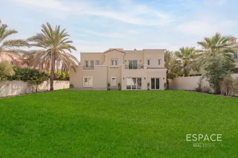 Arabian Ranches, Dubai, UAE의 판매용 빌라 침실 6개, 480제곱미터 번호 649645 - 사진 1