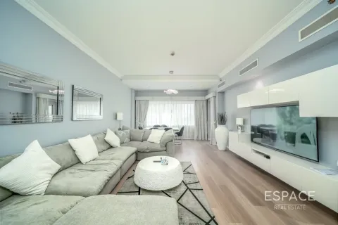 Apartman u Palm Jumeirah, Dubai, UAE 2 spavaćih soba, 180 m2 Br. 661143 - fotografija 3