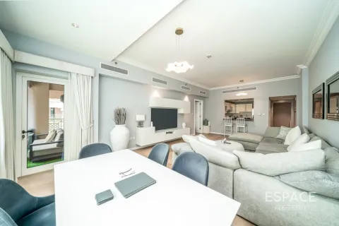 Apartman u Palm Jumeirah, Dubai, UAE 2 spavaćih soba, 180 m2 Br. 661143 - fotografija 2