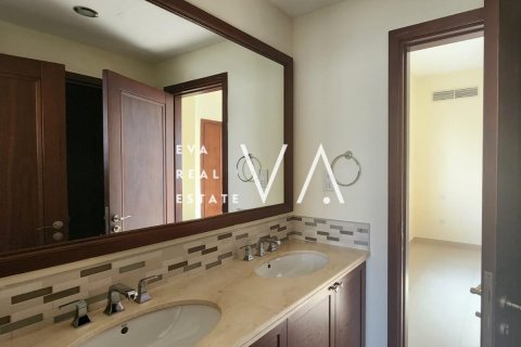 Vila v Dubai, SAE 5 ložnice, 431.99 m² Č.: 637651 - fotografie 11
