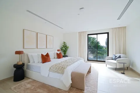 Villa en venta en Dubai Sports City, Dubai, EAU 5 dormitorios, 585 m2 № 737929 - foto 10