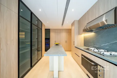 Villa en venta en Dubai Sports City, Dubai, EAU 5 dormitorios, 585 m2 № 737929 - foto 7