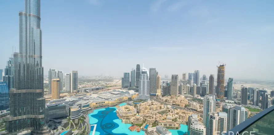 Wohnung in Downtown Dubai (Downtown Burj Dubai), Dubai, VAE: 3 Schlafzimmer, 233 m2 Nr. 737933