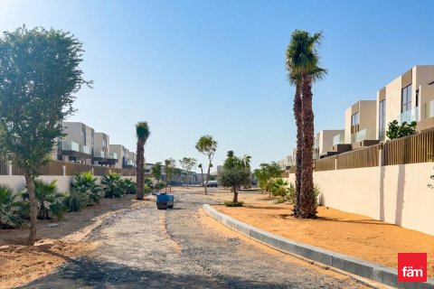 Rijtjeshuis te koop in Dubai, VAE 4 slaapkamers, 187.3 vr.m., nr 718058 - foto 11