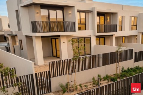 Townhouse de închiriat în Jebel Ali, Dubai, EAU 4 dormitoare, 335.9 mp. №718069 - poză 13