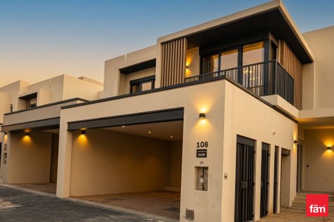Townhouse de închiriat în Jebel Ali, Dubai, EAU 4 dormitoare, 335.9 mp. №718069 - poză 2