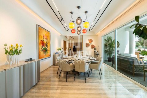 Müüa villa asukohaga Jumeirah Golf Estates, Dubai, AÜE: 7 magamistoaga, 1832.61 m² Nr 762107 - pilt 16