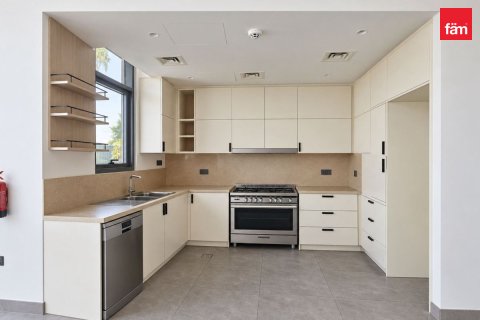Villa in Dubai, VAE: 4 Schlafzimmer, 249.2 m2 Nr. 764042