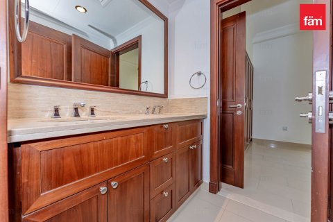 Villa til leje i Dubai, UAE 4 soveværelser, 578.7 kvm № 764041 - foto 10