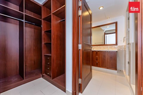 Villa til leje i Dubai, UAE 4 soveværelser, 578.7 kvm № 764041 - foto 17