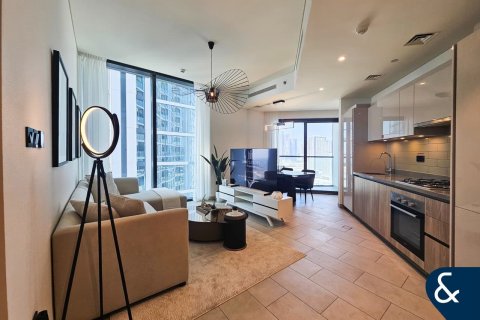 Apartment in Mohammed Bin Rashid City, Dubai, UAE 2 bedrooms, 79 sq.m. № 671410 - photo 1