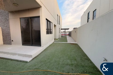 Vila u DAMAC Hills (Akoya by DAMAC), Dubai, UAE 3 spavaćih soba, 186 m2 Br. 671411 - fotografija 2