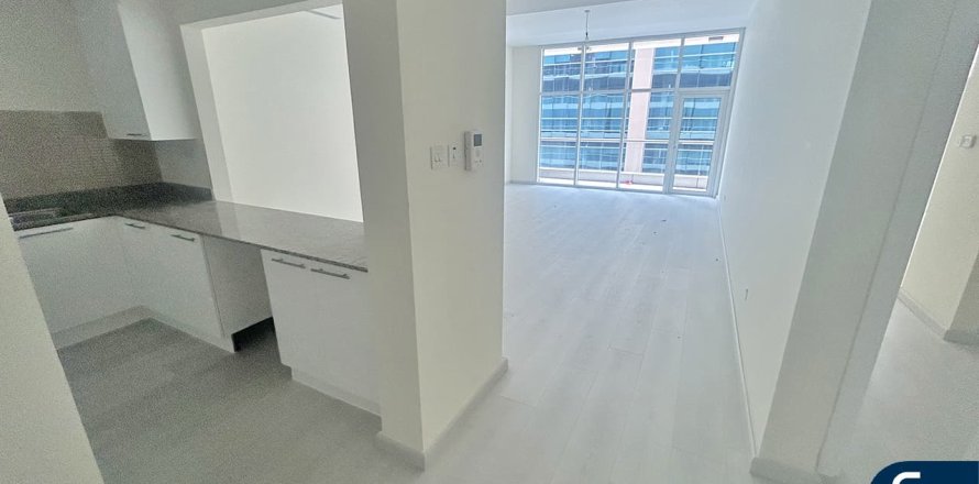 דירה ב Business Bay, Dubai, איחוד האמירויות 1 חדר שינה, 106 מ"ר מספר 671398