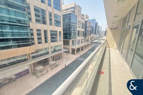 דירה להשכרה ב Business Bay, Dubai, איחוד האמירויות  1 חדר שינה, 106 מ"ר, מספר 671398 - תמונה 13