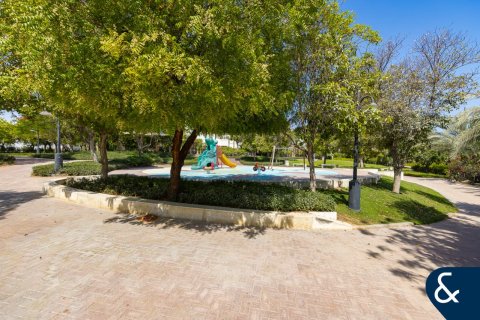 Townhouse di Motor City, Dubai, UEA 4 kamar tidur, 454 m2 nomor 671409 - foto 19