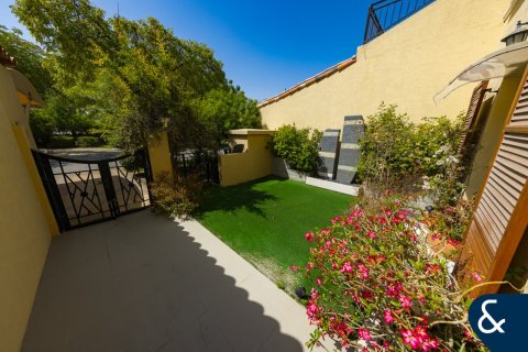 Townhouse di Motor City, Dubai, UEA 4 kamar tidur, 454 m2 nomor 671409 - foto 18