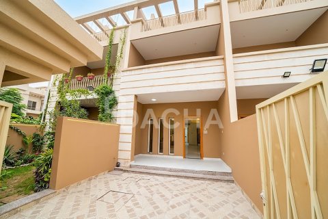 Vila di Jumeirah Village Circle, Dubai, UEA 4 kamar tidur, 130 m2 nomor 740565