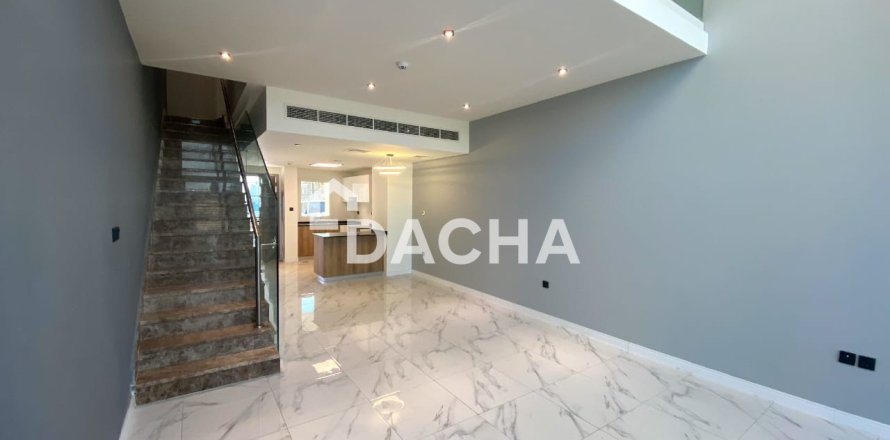Kuća u nizu u gradu Rukan, Dubai, UAE 2 spavaće sobe, 124 m2 Br. 740563