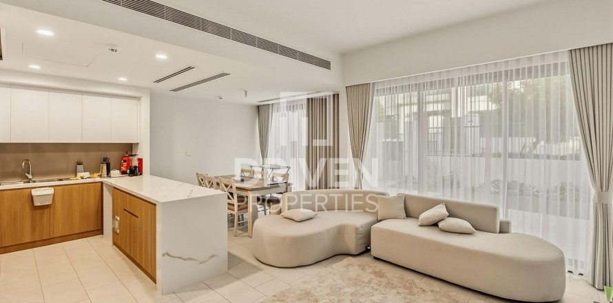 Ridamaja asukohaga Dubai Land, Dubai, AÜE: 3 magamistoaga, 161.84 m² Nr 765312