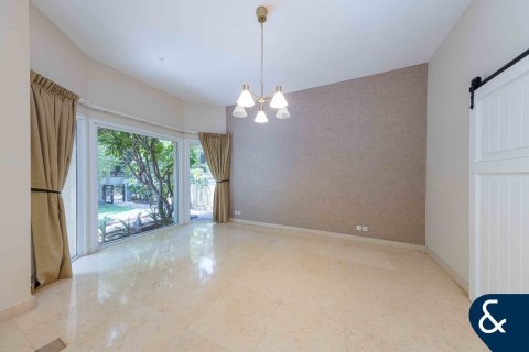 Motor City, Dubai, BAE’de satılık sıra ev 4 yatak odası, 454 m&sup2; No 697915 - fotoğraf 8