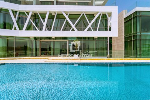 Βίλα σε Palm Jumeirah, Dubai, ΗΑΕ 10 υπνοδωμάτια, 1552 τ.μ. Αρ. 663602 - φωτογραφία 1