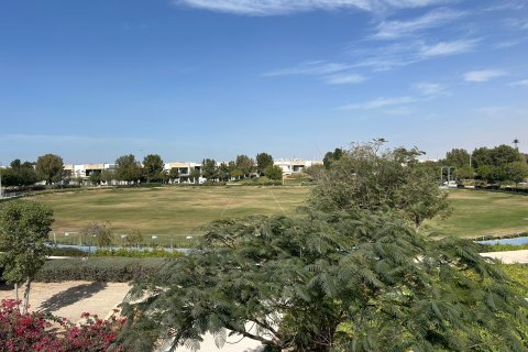 خانه شهری در DAMAC Hills (Akoya by DAMAC)، Dubai ، امارات متحده عربی 4 خوابه ، 190.27 متر مربع. شماره 748991