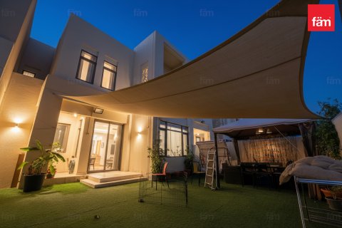 Villa til salg i Reem, Dubai, UAE 3 soveværelser, 220 kvm № 699920 - foto 25