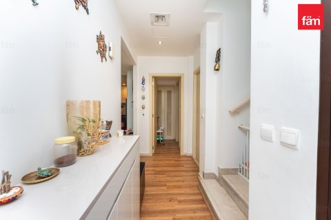 Villa til salg i Reem, Dubai, UAE 3 soveværelser, 220 kvm № 699920 - foto 8