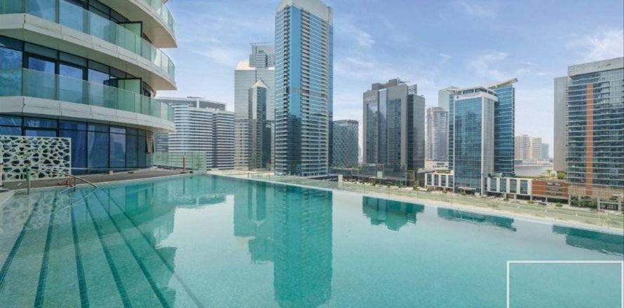 Apartment in Downtown Dubai (Downtown Burj Dubai), UAE 3 bedrooms, 204 sq.m. № 635283