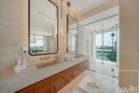 Apartment in Jumeirah, Dubai, UAE 4 bedrooms, 516 sq.m. № 635281 - photo 19