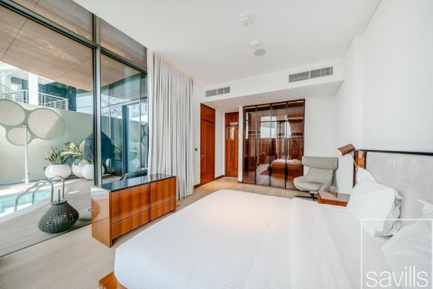 Apartment in Jumeirah, Dubai, UAE 4 bedrooms, 516 sq.m. № 635281 - photo 13