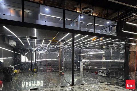 Magazinë në Dubai, Emiratet e Bashkuara Arabe 2860.3 m2. № 635873 - Foto 5