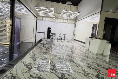 Magazinë në Dubai, Emiratet e Bashkuara Arabe 2860.3 m2. № 635873 - Foto 4