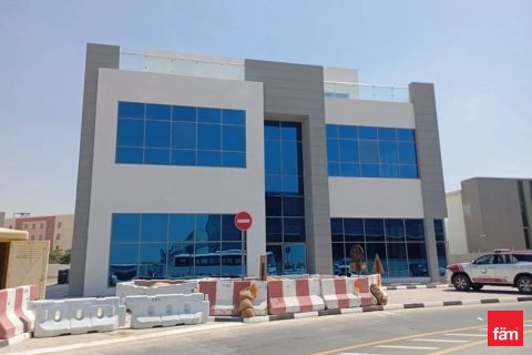 Oficiu de închiriat în Dubai, EAU 2860.3 mp.  №635873 - poză 1