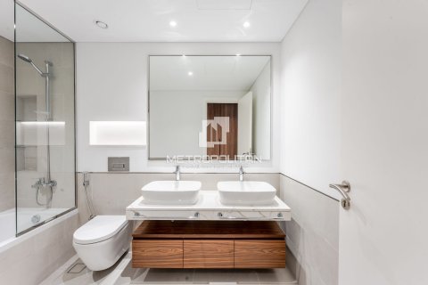 Lakás itt: Umm Suqeim, Dubai, EAE, 3 hálószoba, 194 m², azonosító: 663518 - fénykép 28