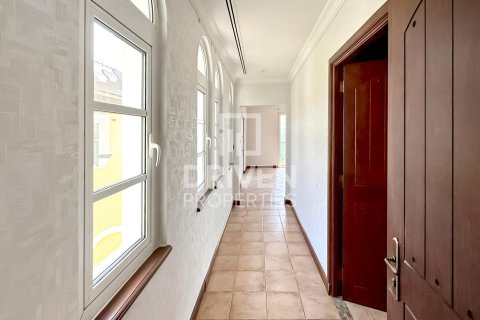 The Villa, Dubai, संयुक्त अरब अमीरात में विला, 6 बेडरूम, 945 वर्ग मीटर, संख्या 653063 - फ़ोटो 10