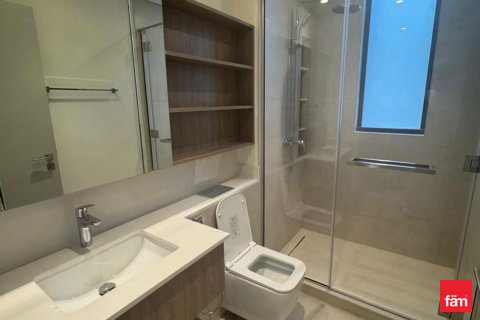Villetta a schiera in affitto a Dubai, EAU 3 camere da letto, 174 mq. № 678948 - foto 10