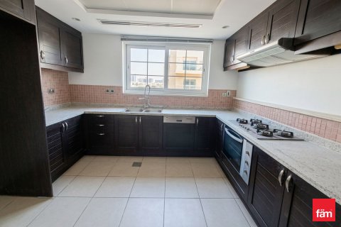 Üürile anda villa asukohaga Jumeirah Park, Dubai, AÜE: 3 magamistoaga, 522.9 m² Nr 714000 - pilt 13