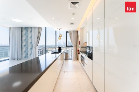 Lägenhet uthyres i Dubai, UAE 2 sovrum, 119.8 kvm Nr. 713999 - fotografi 9