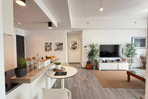 Apartment in Jumeirah Village Circle, Dubai, UAE 2 bedrooms, 114 sq.m. № 701792 - photo 8