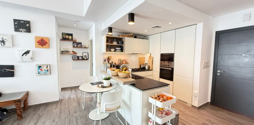 Apartment in Jumeirah Village Circle, Dubai, UAE 2 bedrooms, 114 sq.m. № 701792