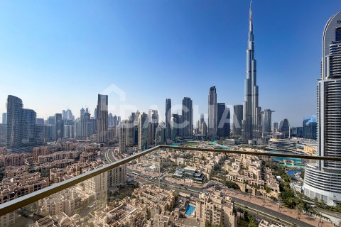 Huoneisto Downtown Dubai (Downtown Burj Dubai), Arabiemiraatit 2 makuuhuonetta, 97 m2 № 706687 - kuva 1