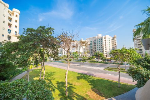 Huoneisto Palm Jumeirah, Dubai, Arabiemiraatit 3 makuuhuonetta, 204 m2 № 664764 - kuva 24