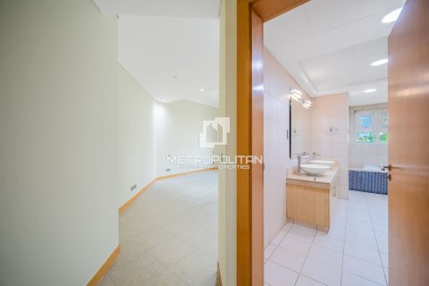 Huoneisto Palm Jumeirah, Dubai, Arabiemiraatit 3 makuuhuonetta, 204 m2 № 664764 - kuva 10