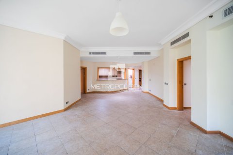 Huoneisto Palm Jumeirah, Dubai, Arabiemiraatit 3 makuuhuonetta, 204 m2 № 664764 - kuva 2
